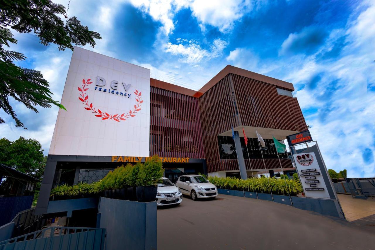 Dev Residency Hotel Thiruvananthapuram Exterior photo