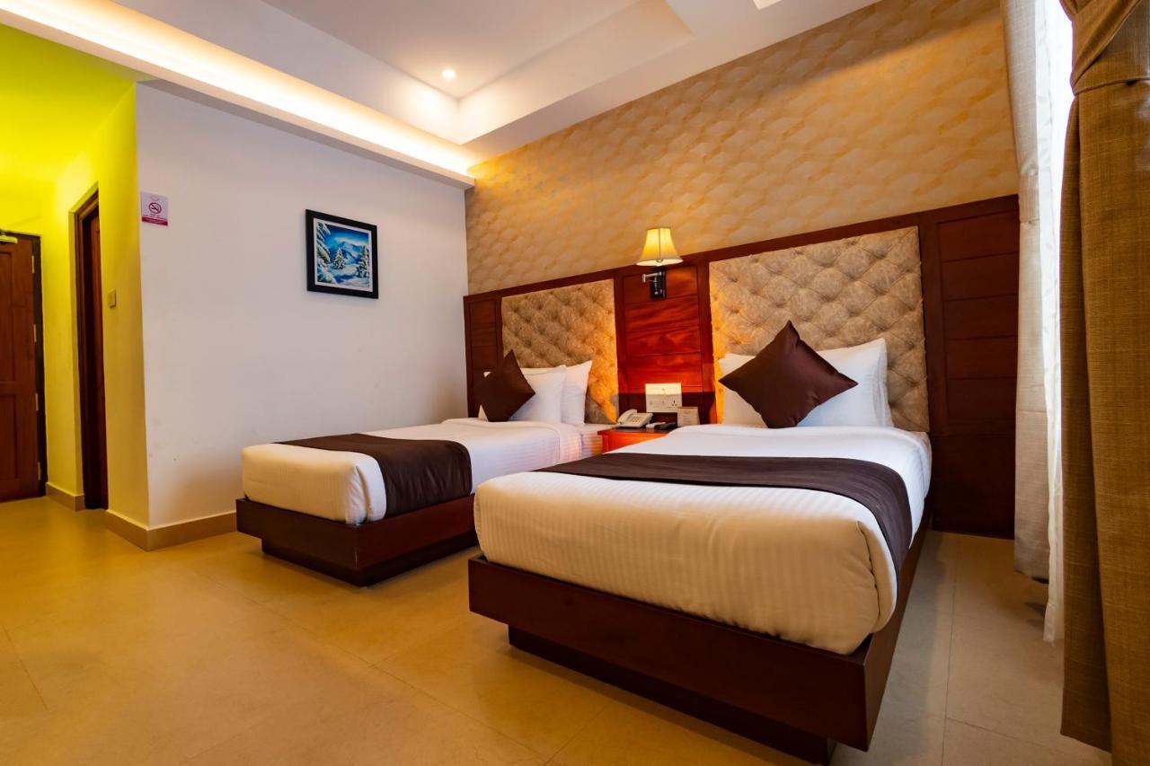 Dev Residency Hotel Thiruvananthapuram Exterior photo