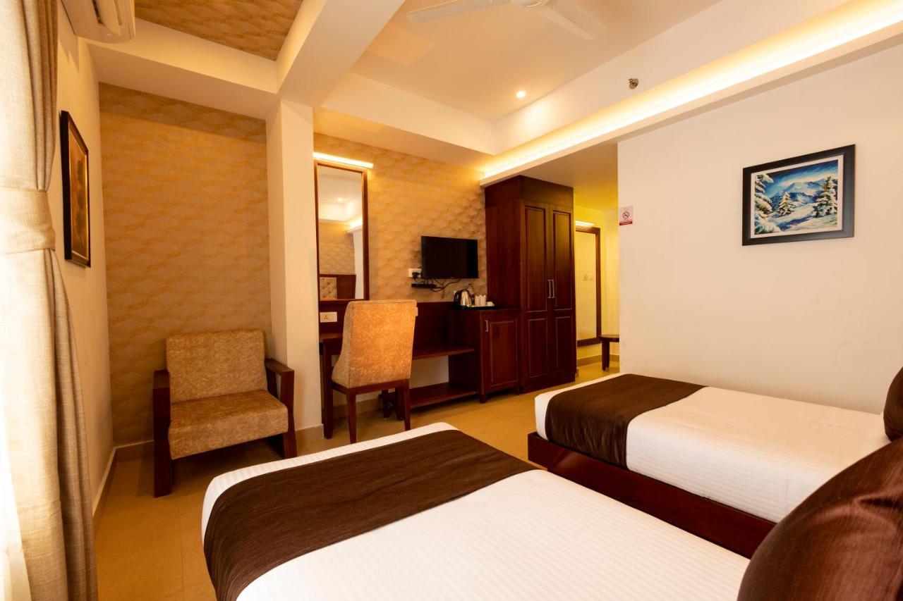 Dev Residency Hotel Thiruvananthapuram Exterior photo